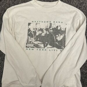 BRANDY MELVILLE LONG SLEVE